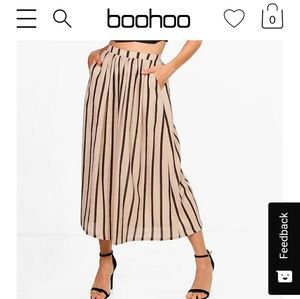 ISO S or M Boohoo Woven Pocket Midi Skirt